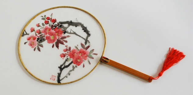 炎炎夏日的清涼，家佳樂文學手繪真絲團扇