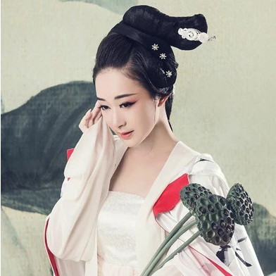 清新藕風輕女生頭像，唯美古風真人頭像