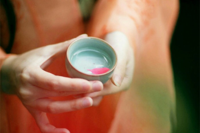 古風女子纖纖玉手頭像，寧靜清幽女生頭像