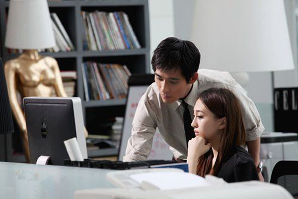 原來這些風水會招來辦公室情緣?。。? / data-HNUA=