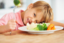 牙齒矯正的最佳年齡是幾歲 孩子矯正牙齒有危害嗎